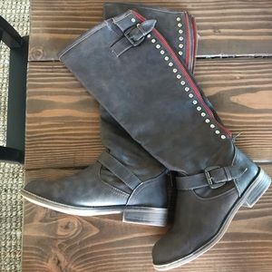 Women’s Knee Boots